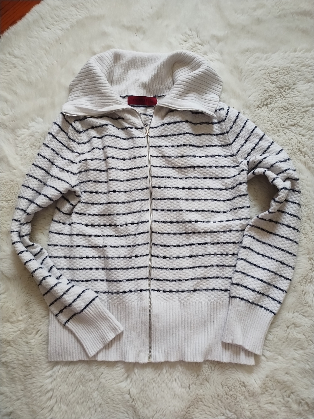 Women's White Zip-Front Striped Knit Cardigan